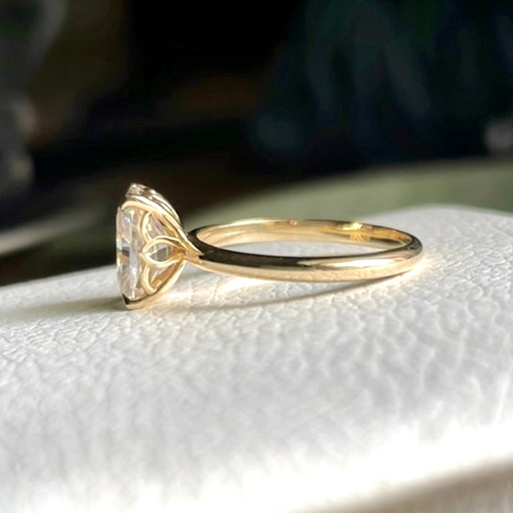 14k Solid Gold Moissanite Radiant Tulip Lotus Engagement Ring size 4.5 PREOWNED - Picture 4 of 17